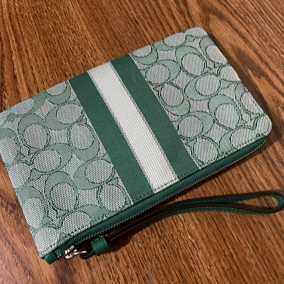 Coach Dempsey Large Corner Zip Wristlet - Picture 5 of 13